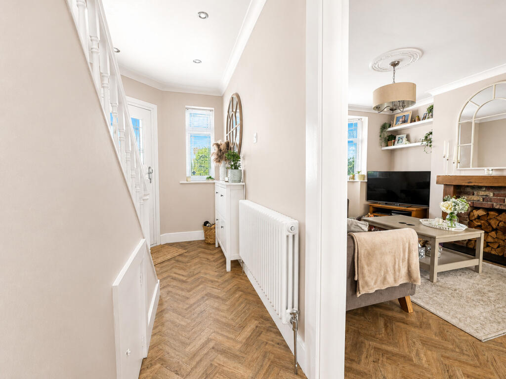 House in Southend-on-Sea - View 4
