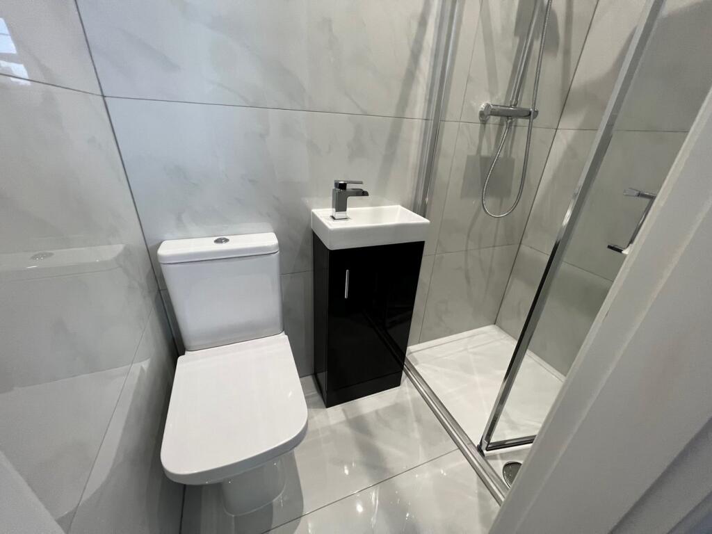 Additional image 5 of Bradford Road, Shipley, BD18