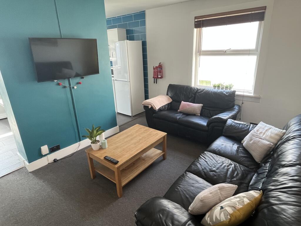 House in Plymouth - View 3