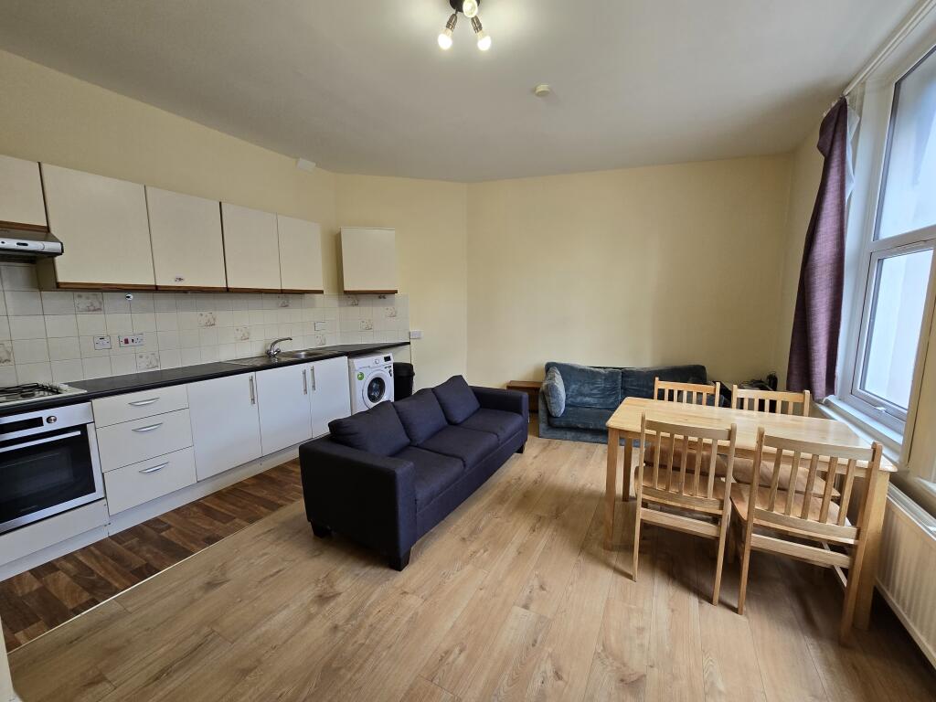 Main image of property: Bow Road, Tower Hamlets, London