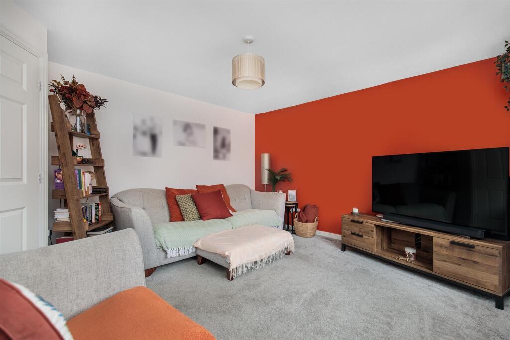 House in Newcastle upon Tyne - More