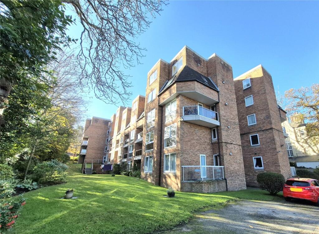 2-bed flat on Homewaye House, 10 Pine Tree Glen, Bournemouth, Dorset, BH4, £85,000
