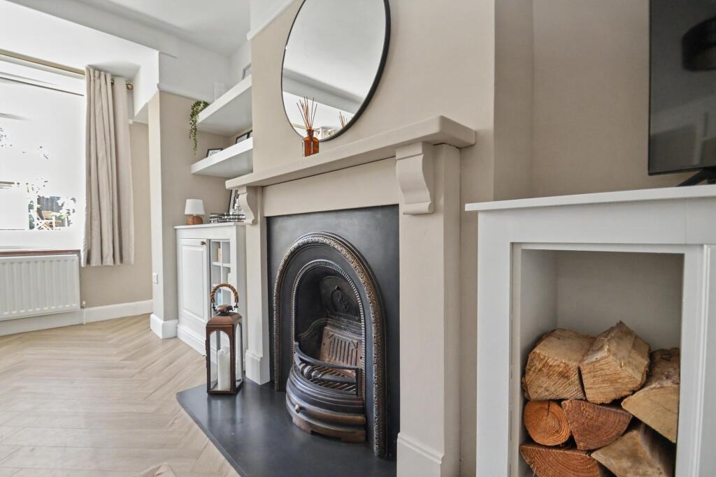 House in Bournemouth, Hillbourne, Broadstone - View 5