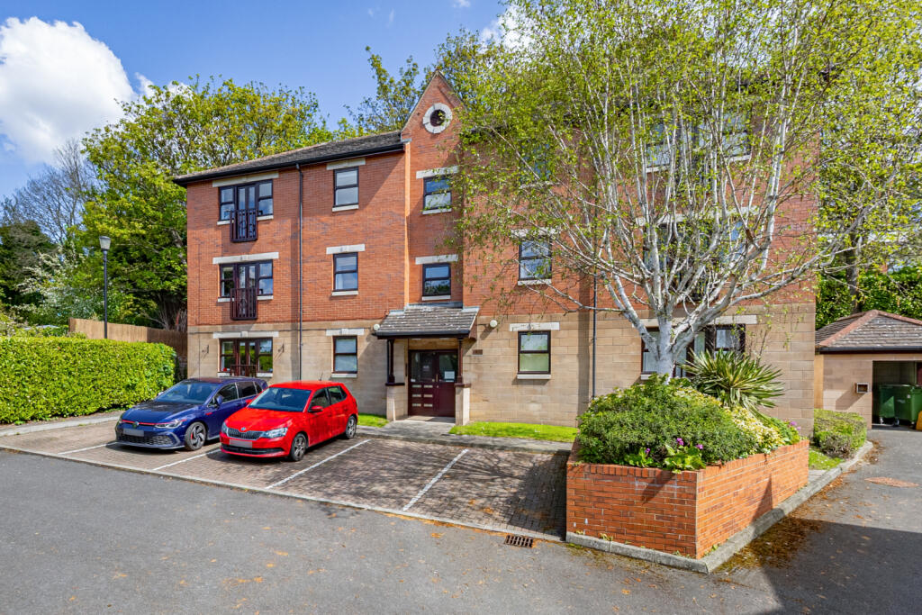 Main image of property: Cliff Villa Court, Wakefield, WF1