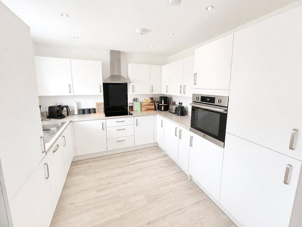 House in South Kesteven, Corby Glen - View 4