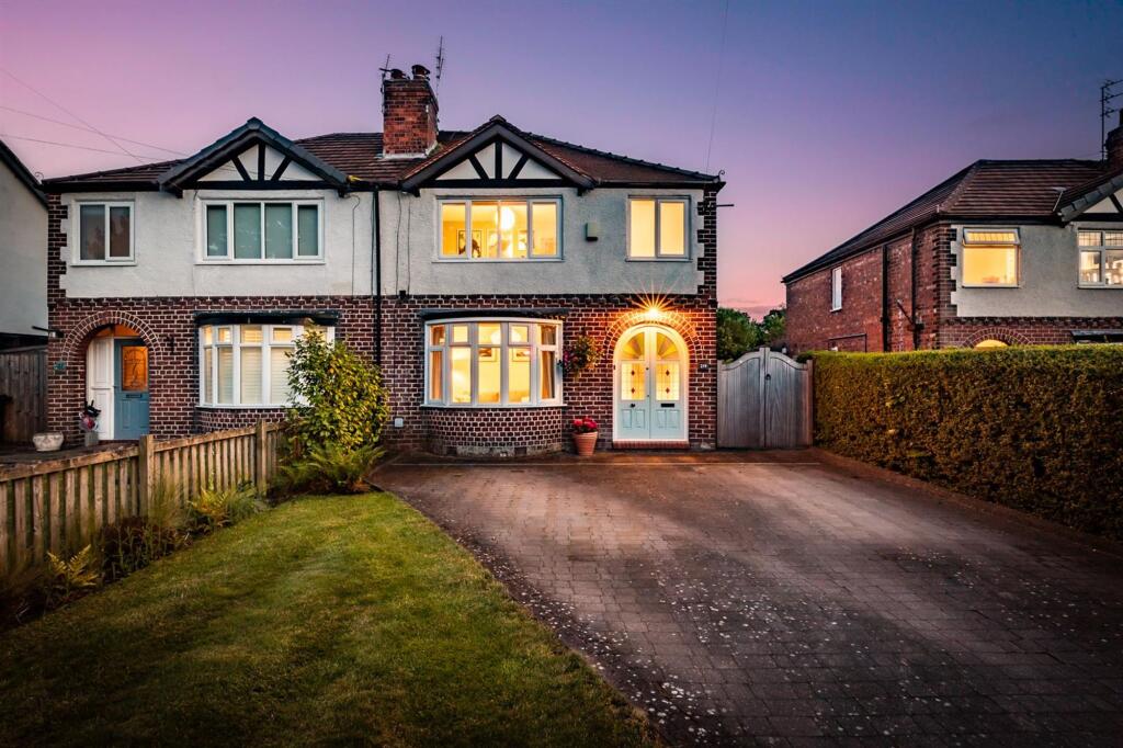 Main image of property: 219 Hartford Road, Davenham, Cheshire, CW9 8JP