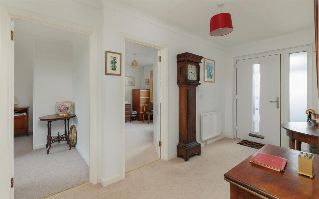 House in Cowes, Gurnard Marsh - View 5