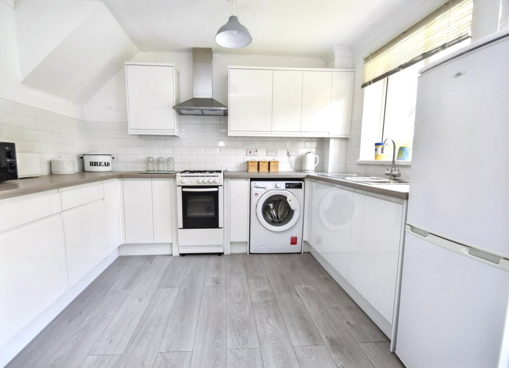 House in Truro - View 3
