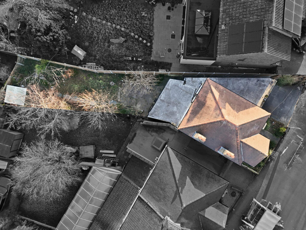 House in London, Hale End - View 3