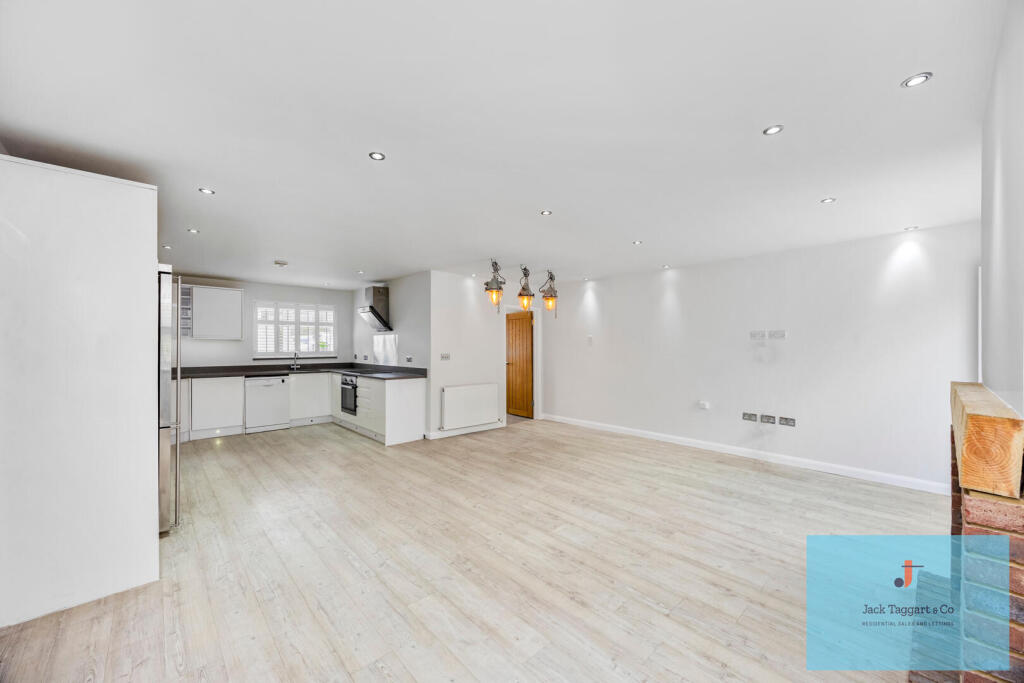 House in Brighton, Patcham, Hollingbury - View 5