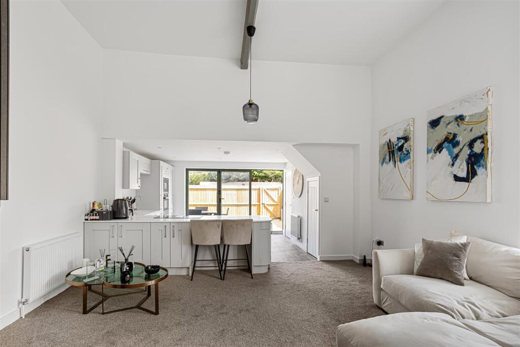 House in York - View 5