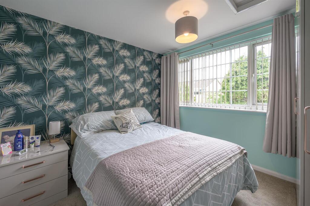 House in Dudley, West Midlands - View 5
