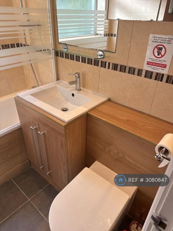 House in Watford - View 5