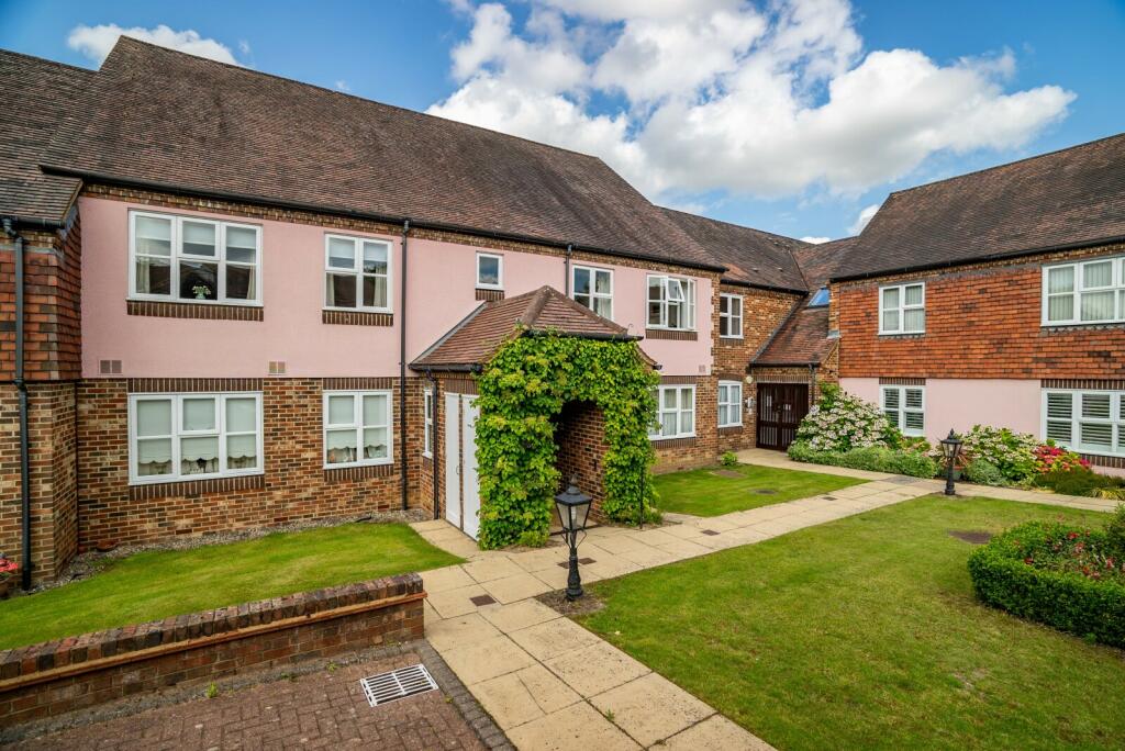Sun Lane, Harpenden, Hertfordshire, AL5