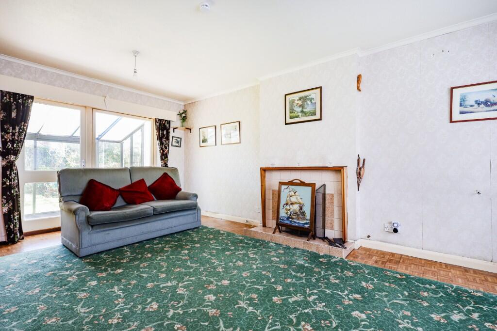 Greenfields, Liss, Hampshire - View 5