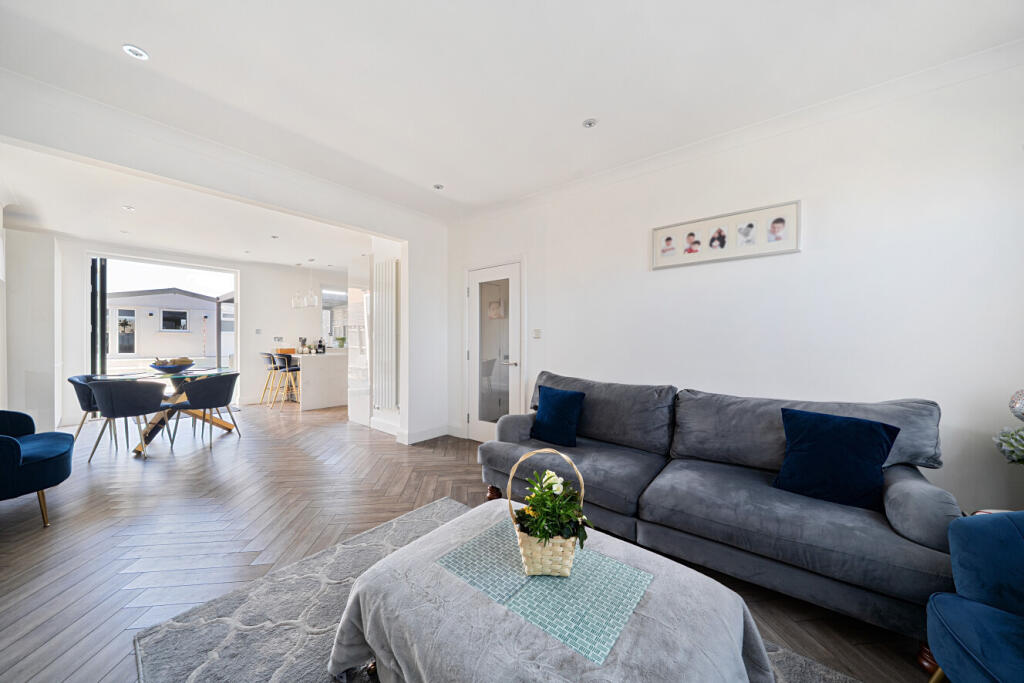 Main image of property: Cannon Hill Lane, London, SW20