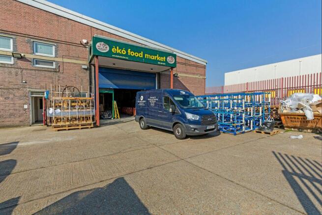 Forest_Real_EstateUnit_5_Meridian_Trading_Estate4.jpg