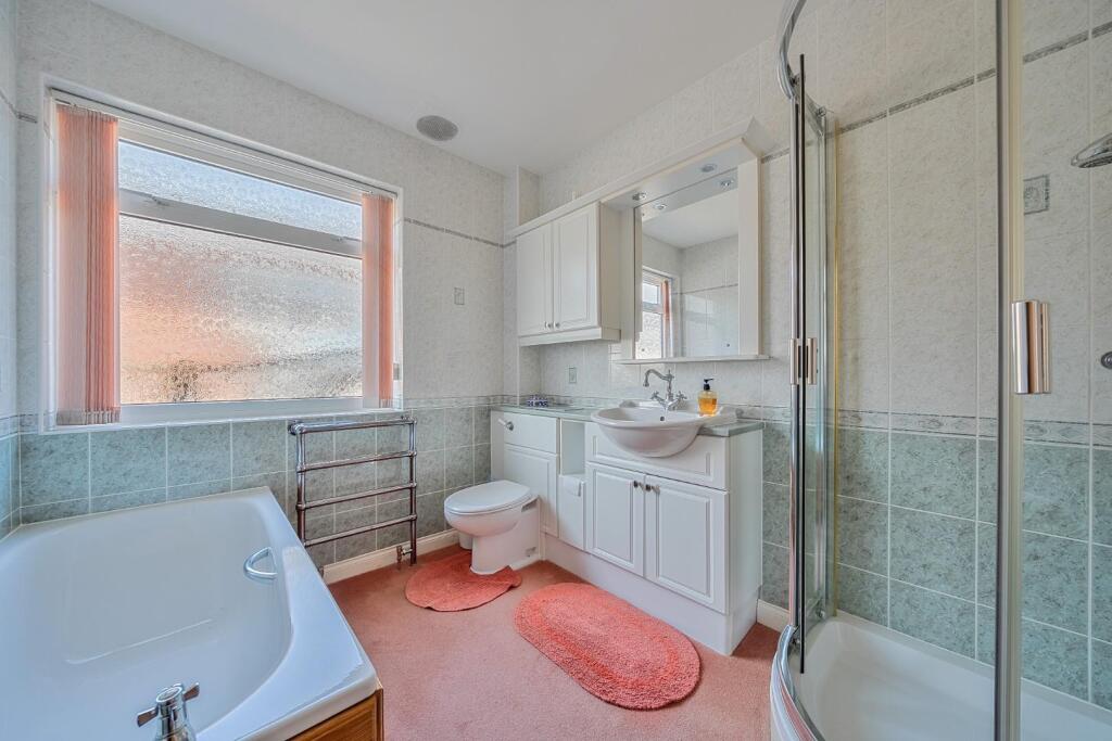 House in Welshpool, Bronybuckley - View 4