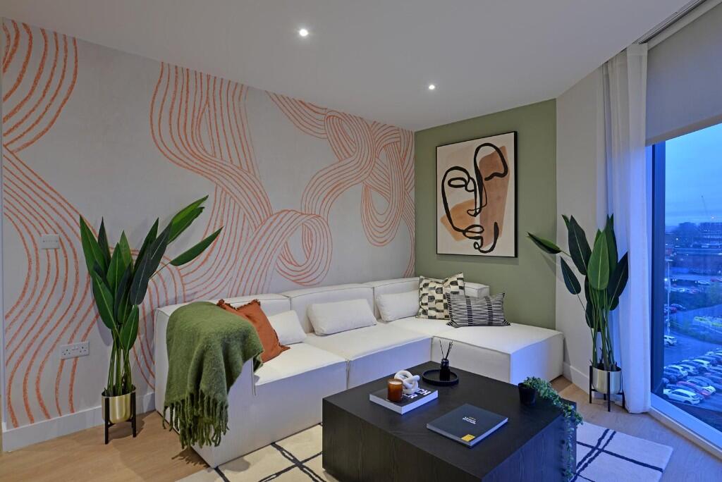 Apartment in Manchester, Collyhurst - More