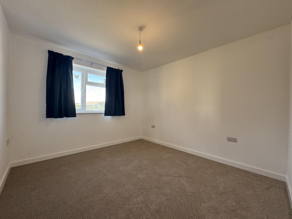 House in Taunton - View 4