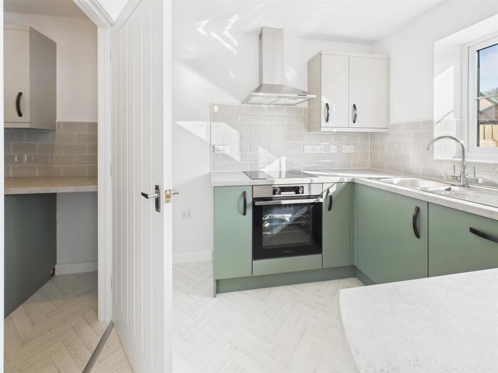 Plot 3, Somerford Reach, Arddleen photo 4