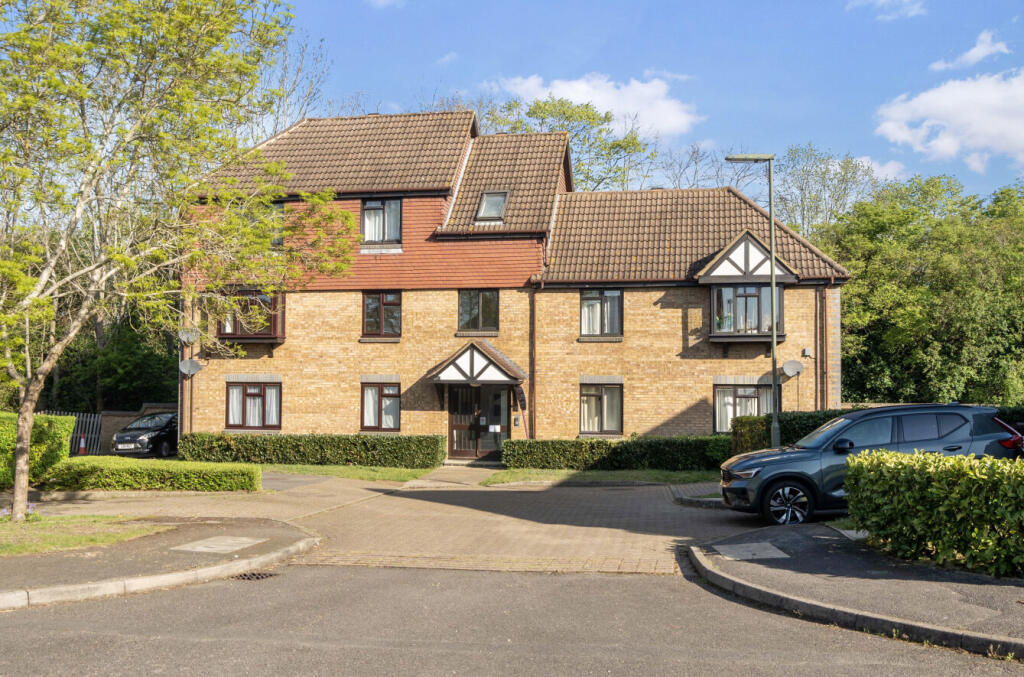 Apartment in Guildford, Burpham