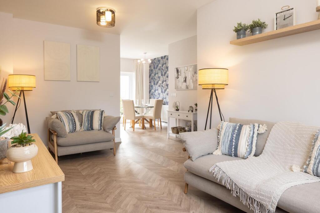House in Taunton - View 4
