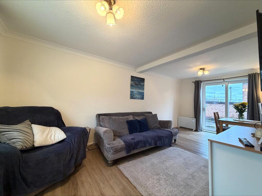 Dock Road, Northwich photo 4