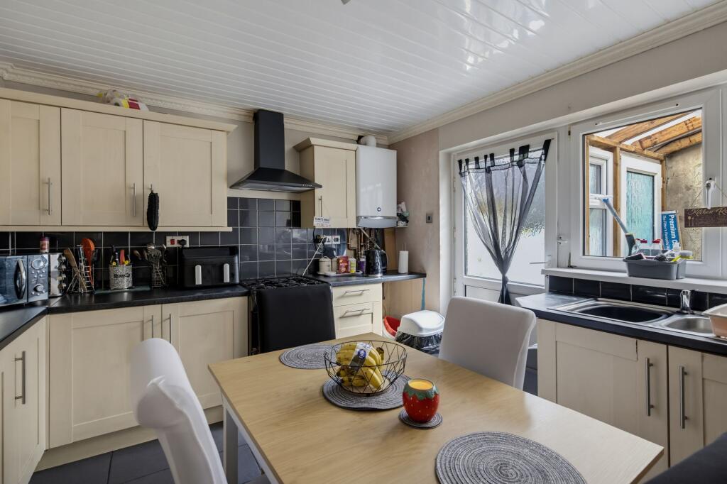 House in Swansea - View 5
