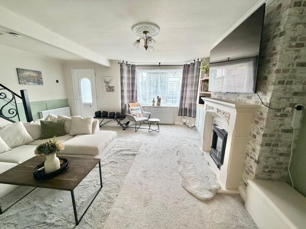 Park Way, Keighley, BD21 photo 2