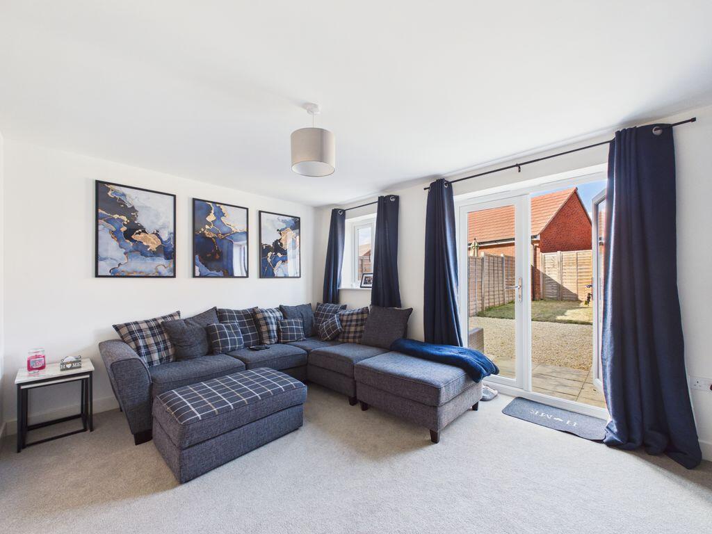 House in Gloucester - View 2