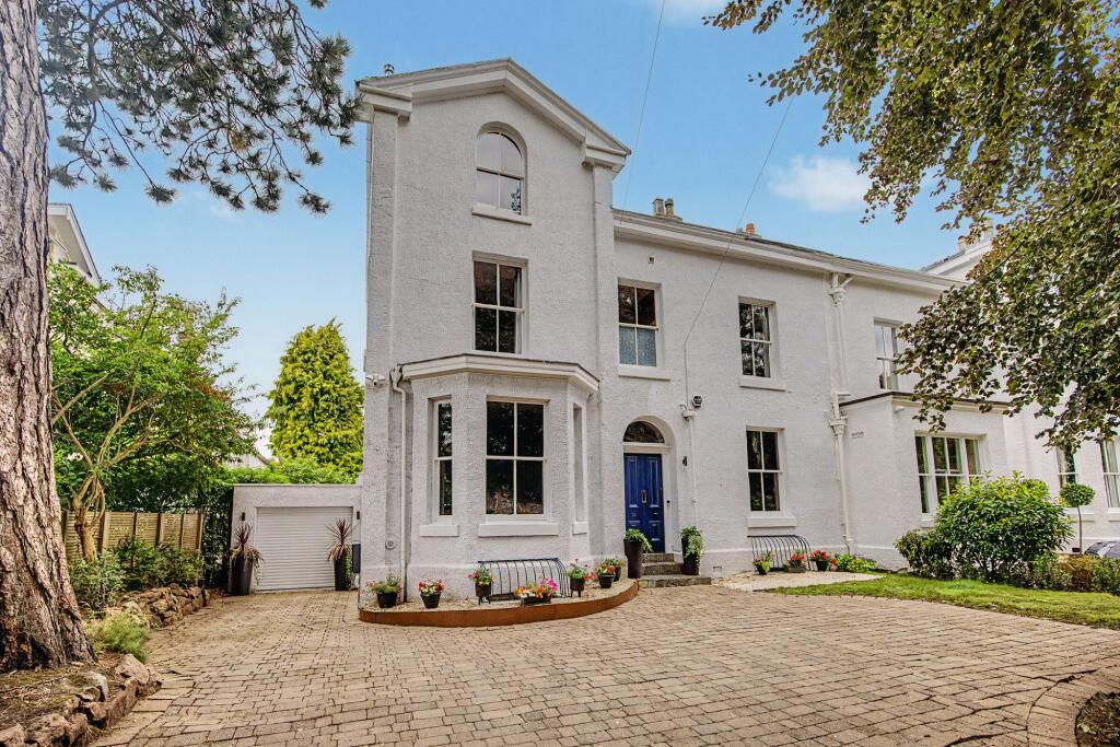 Main image of property: 15 The Firs, Bowdon, WA14