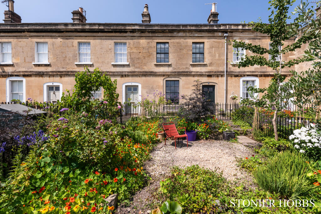 Main image of property: Lyndhurst Terrace, Walcot, Bath, Bath And North East Somerset