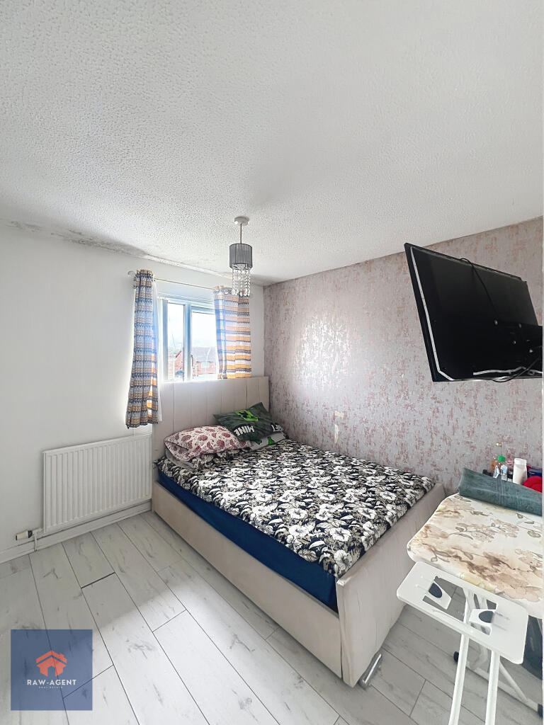 House in Liverpool, Kirkdale - View 5