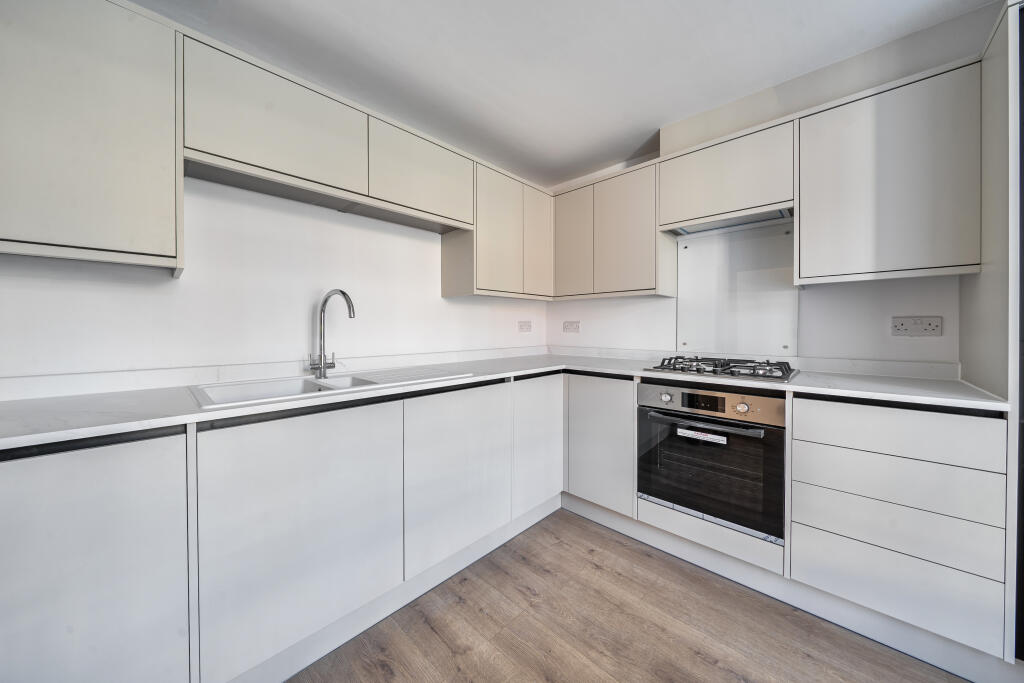 House in Southampton - View 5