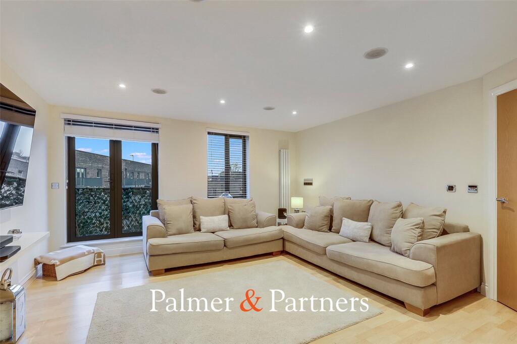Apartment in Chelmsford, Moulsham - View 3