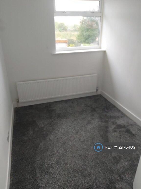 House in Wakefield - More