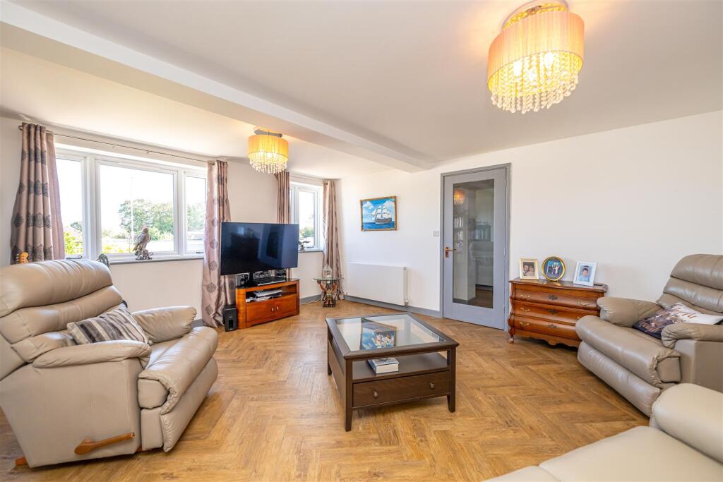 House in Stoke-on-Trent - View 5