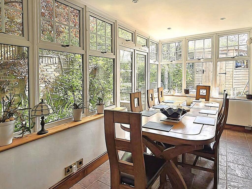 House in Brighton - View 5