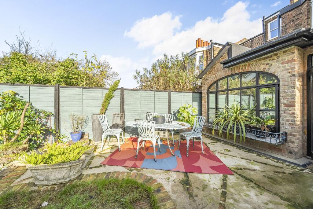 Property photo 8