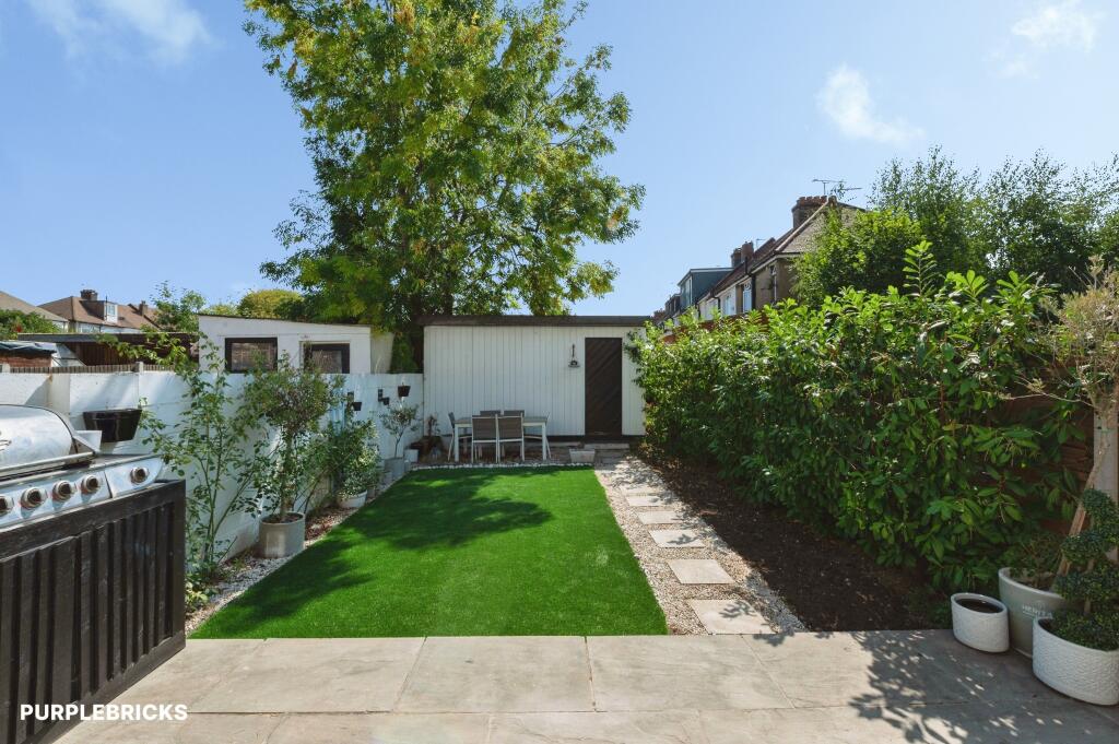 House in Gravesham, Gravesend - View 4