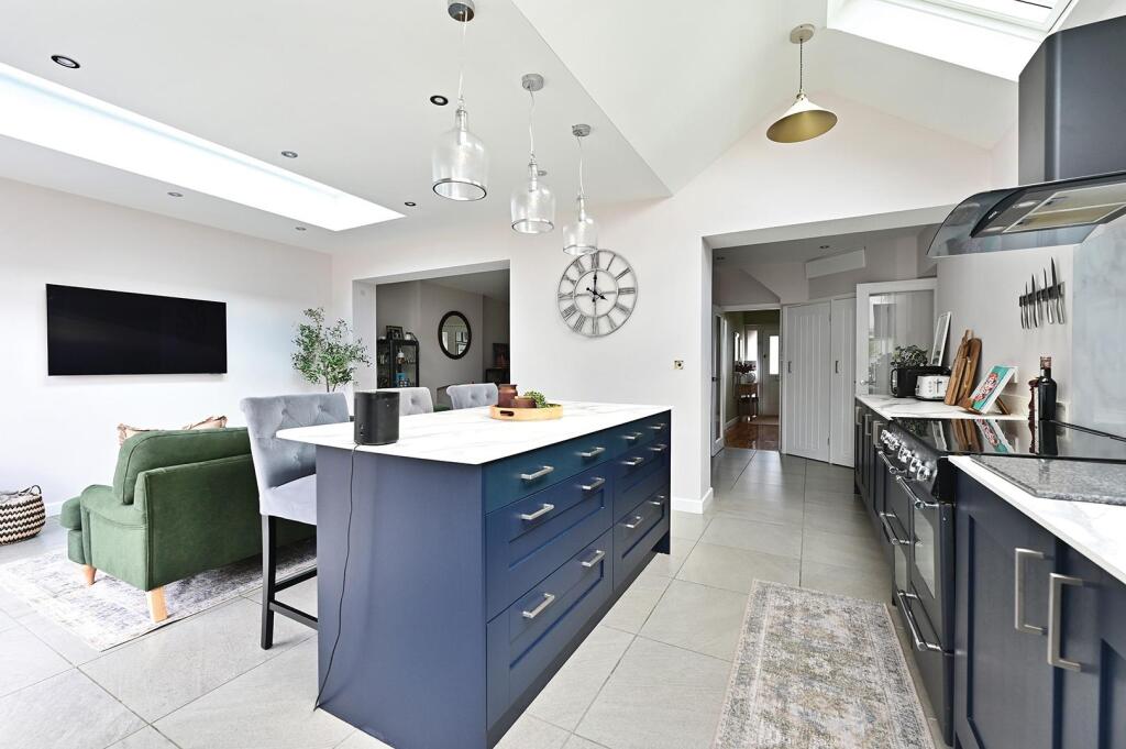 House in Basingstoke and Deane, Basingstoke - View 3
