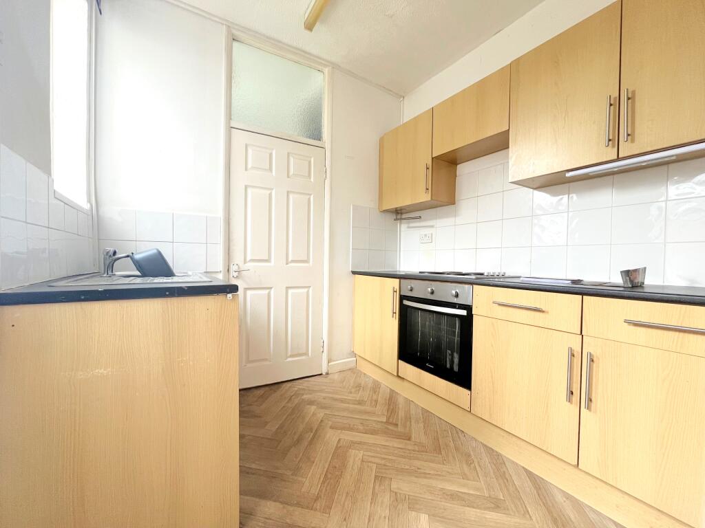 House in Southend-on-Sea - View 4