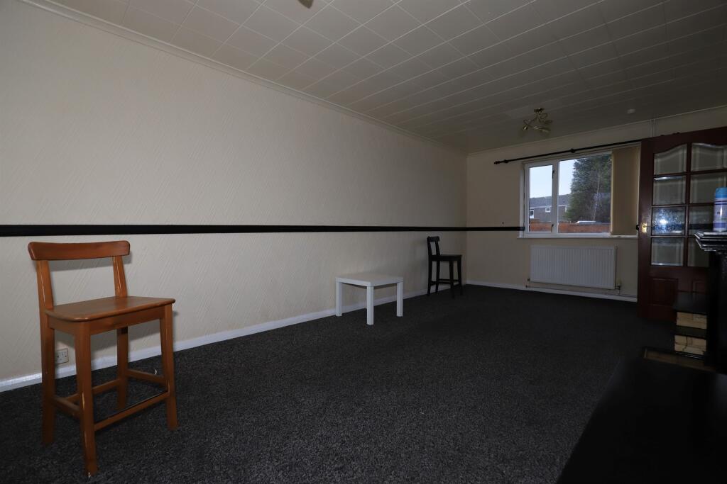 House in Wolverhampton, West Midlands - View 4