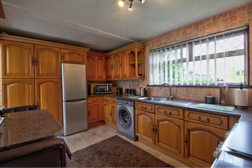 House in Newport, Cefn, Rogerstone - View 6