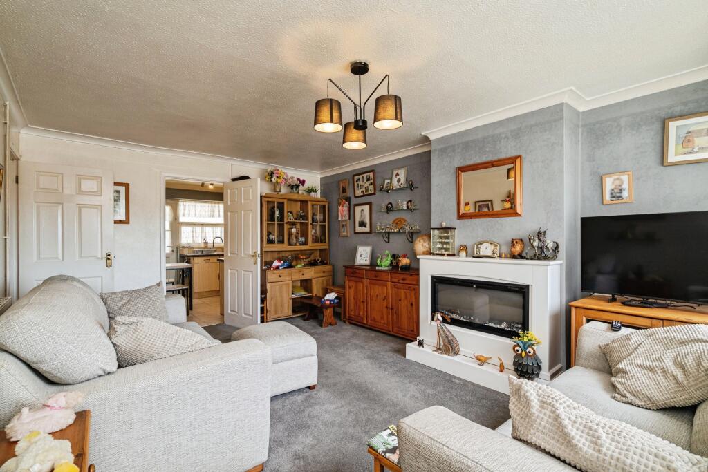 Main image of property: Lloyds Avenue, Lowestoft, NR33