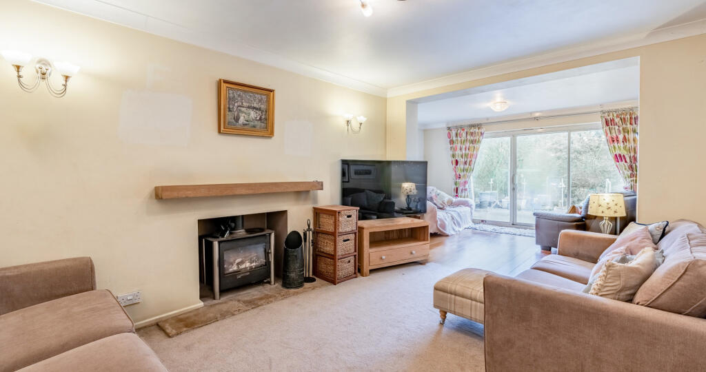 34 Woodlands Road photo 2