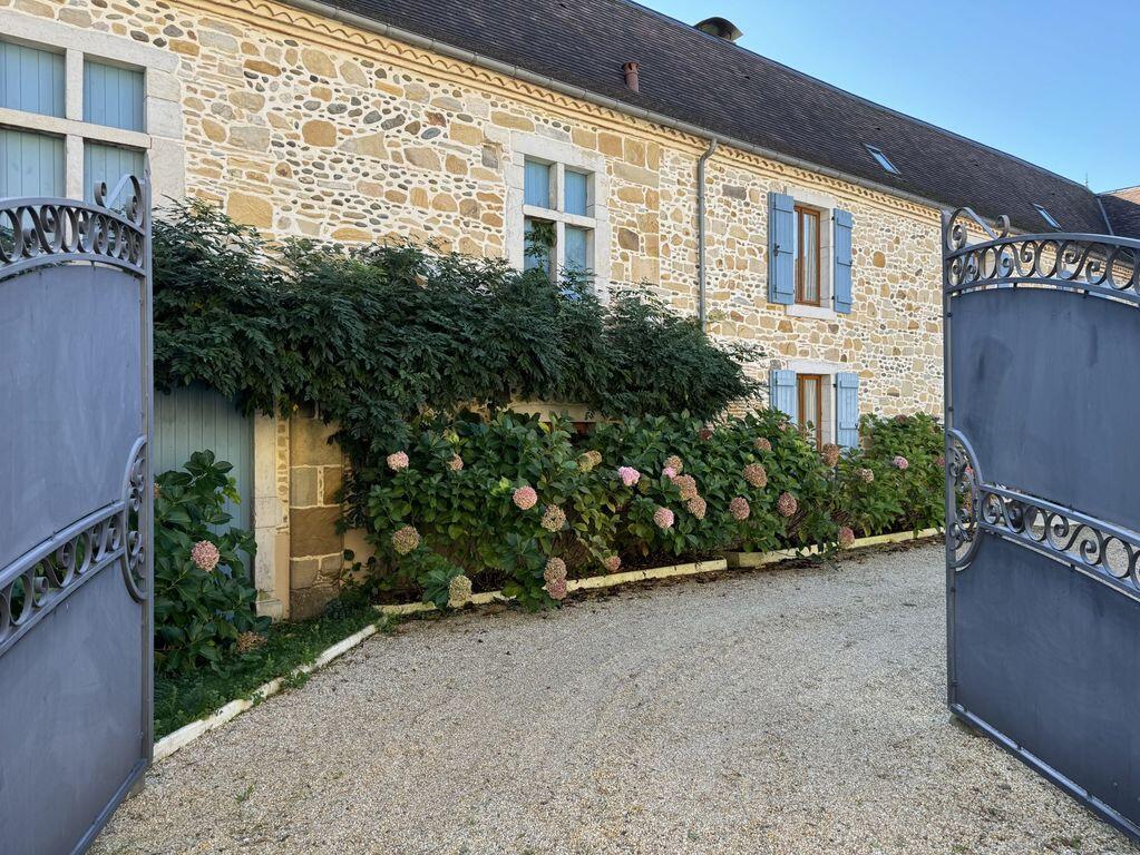 Main image of property: Navarrenx, Pyrenees-Atlantiques
