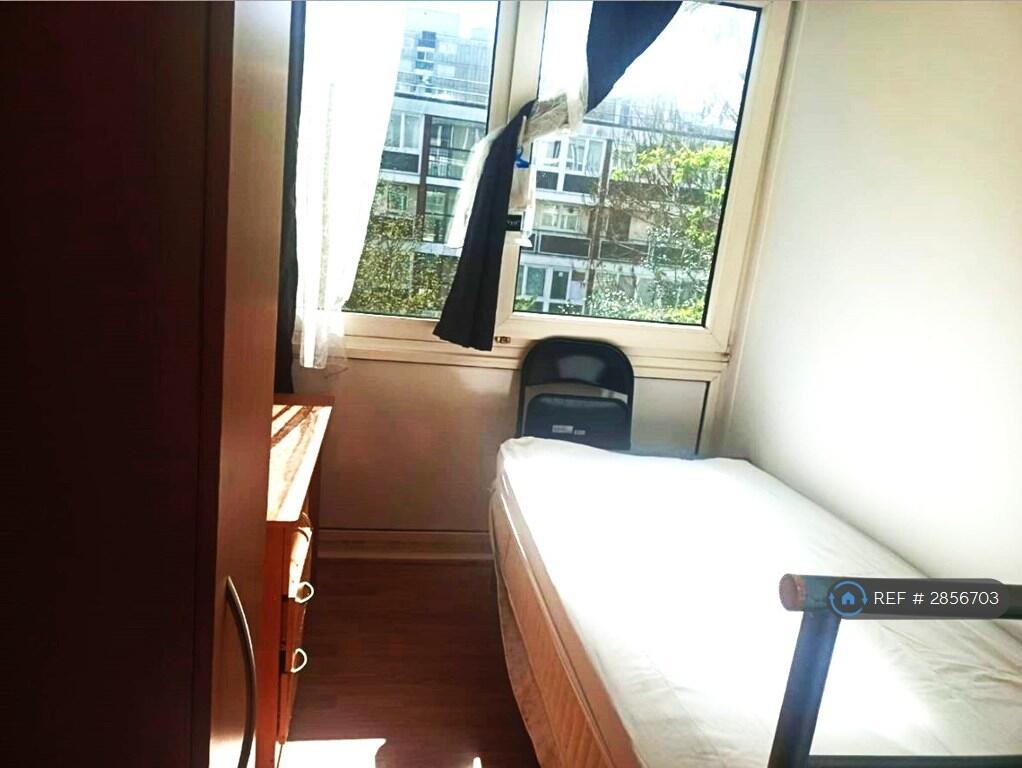 Main image of property: Roehampton, London, SW15