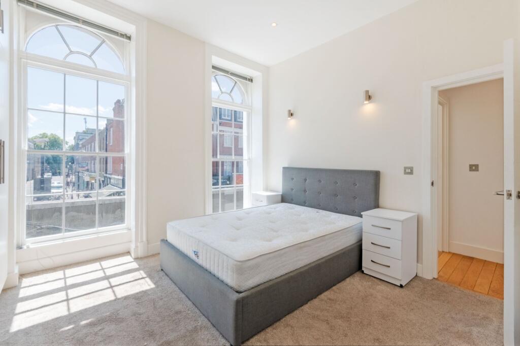 Apartment in London - View 3